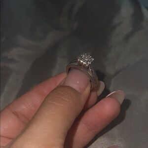 Elegant Silver Diamond Ring